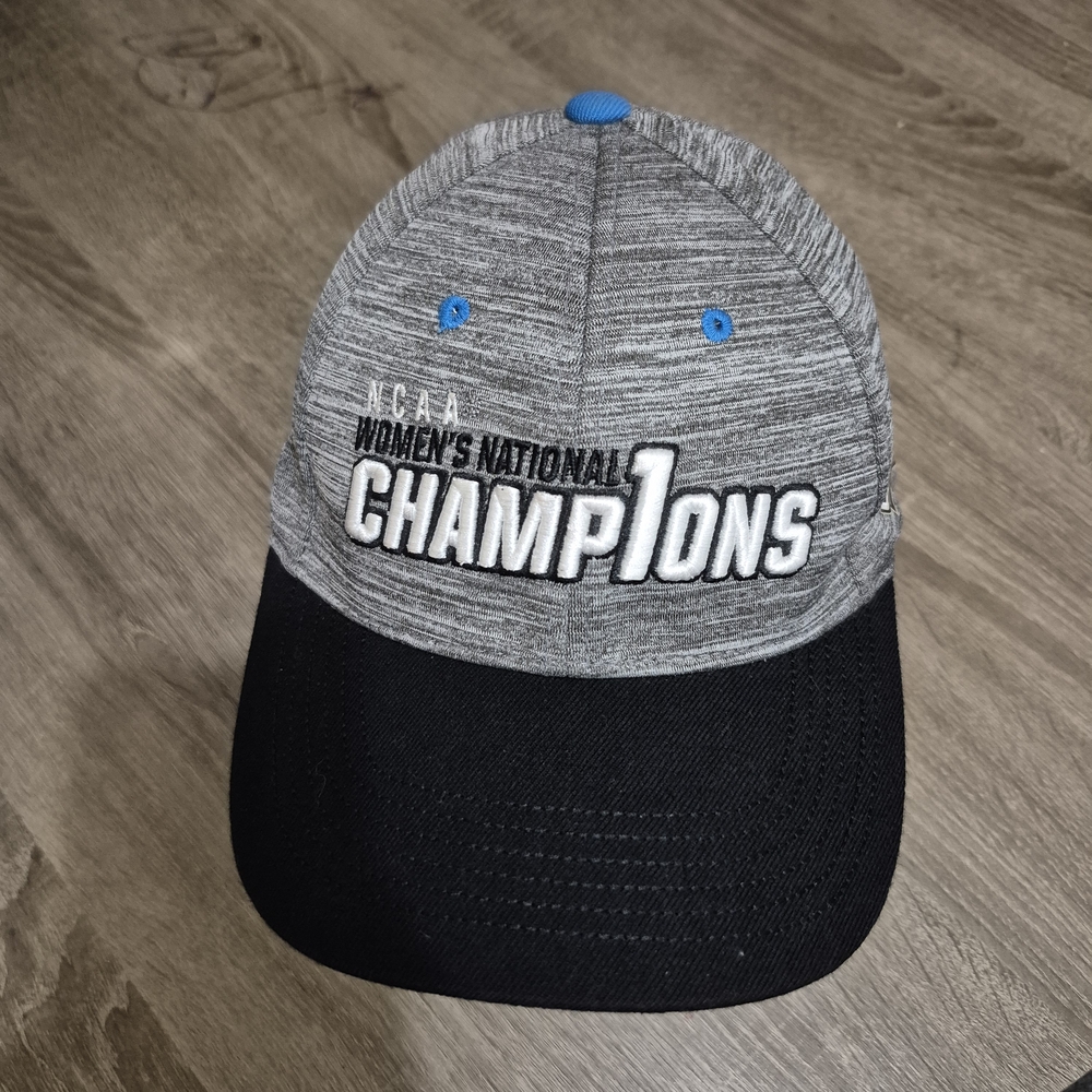New Era Gray and Black Champions Cap
